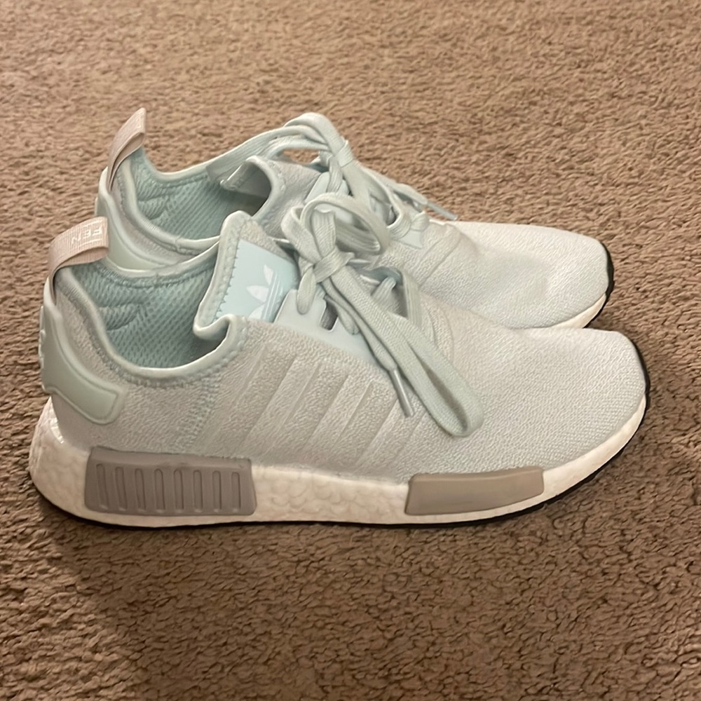 Adidas Sneakers
